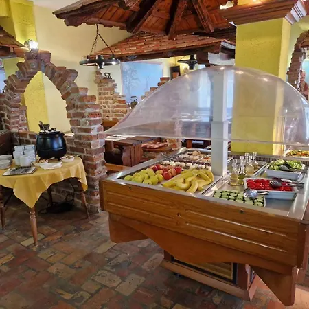 Frühstückspension Biergarten 4*