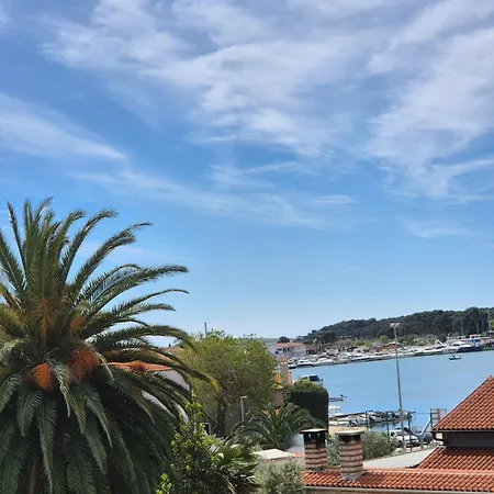 Frühstückspension Biergarten 4*