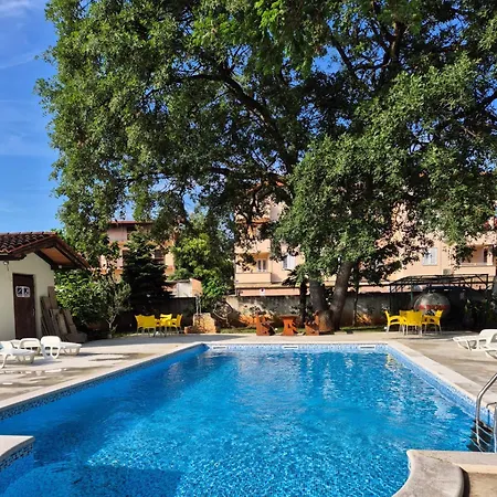 Biergarten Frühstückspension Medulin