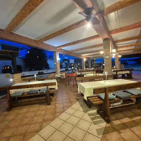 Biergarten Frühstückspension 4*