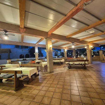 Biergarten 4* Medulin