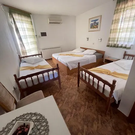 Bed & Breakfast Biergarten