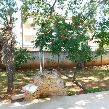 Biergarten Медулин